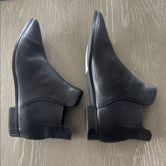 Cole Haan HARA Black Leather Ankle Booties Low Heel Slip-On Women’s Size 8.5B - Picture 4 of 12